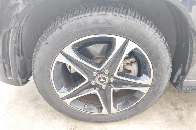 Used Mercedes-Benz GLE New Energy 2022 GLE 350 e 4MATIC Left Front Wheel Hub
