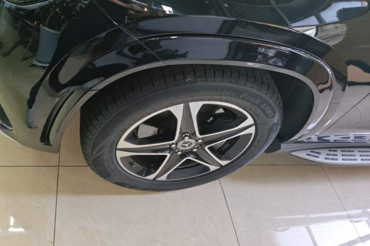 Used Mercedes-Benz GLE New Energy 2022 Restyled GLE 350 e 4MATIC Left Front Wheel Hub