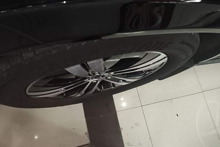 Used Mercedes-Benz GLE New Energy 2022 Restyled GLE 350 e 4MATIC Coupe SUV Left Front Wheel Hub