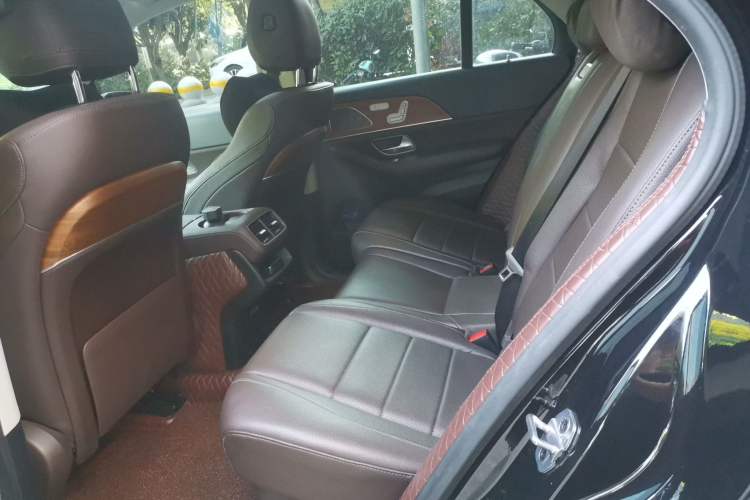 Used Mercedes-Benz GLE New Energy 2022 Restyled GLE 350 e 4MATIC Left Rear Seat