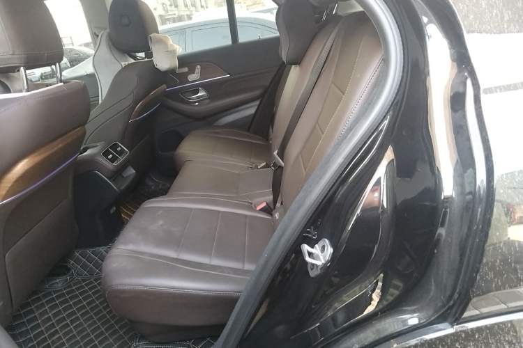 Used Mercedes-Benz GLE New Energy 2022 Restyled GLE 350 e 4MATIC Left Rear Seat