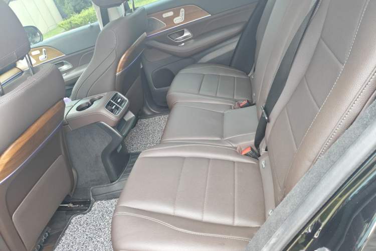 Used Mercedes-Benz GLE New Energy 2022 Restyled GLE 350 e 4MATIC Left Rear Seat