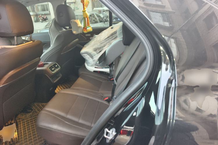 Used Mercedes-Benz GLE New Energy 2022 Restyled GLE 350 e 4MATIC Left Rear Seat