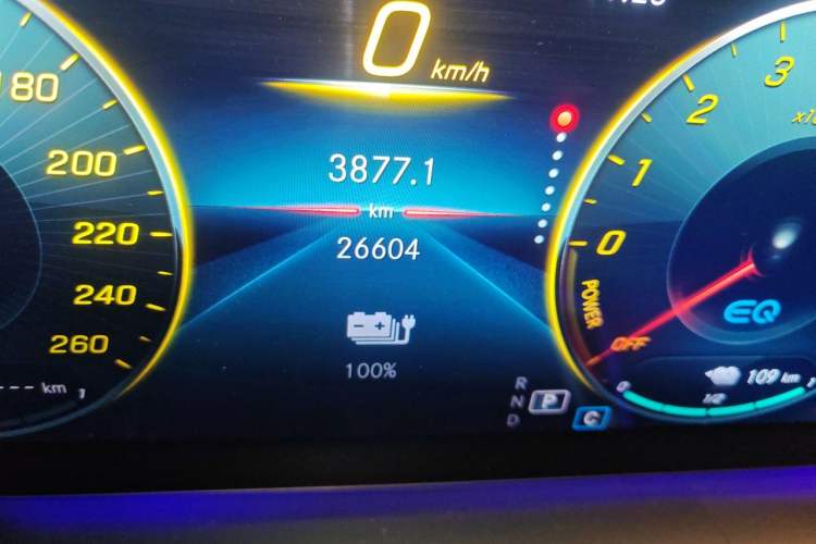 Used Mercedes-Benz GLE New Energy 2022 GLE 350 e 4MATIC Coupe SUV Odometer Close Up