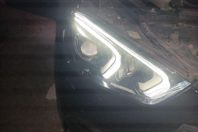Used Mercedes-Benz GLE New Energy 2022 Restyled GLE 350 e 4MATIC Coupe SUV Right Front Headlight