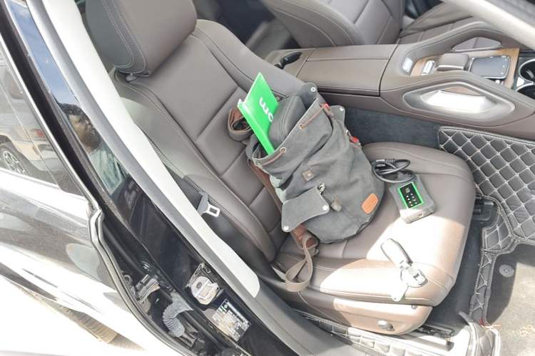 Used Mercedes-Benz GLE New Energy 2022 Restyled GLE 350 e 4MATIC Right Front Seat