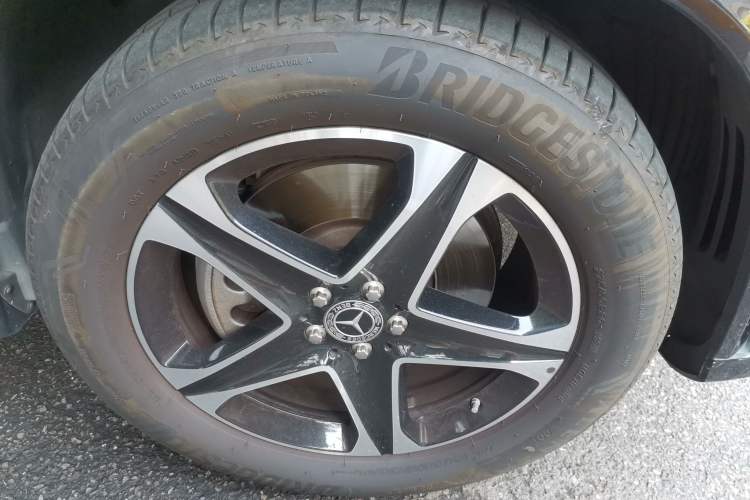 Used Mercedes-Benz GLE New Energy 2022 Restyled GLE 350 e 4MATIC Right Front Wheel Hub