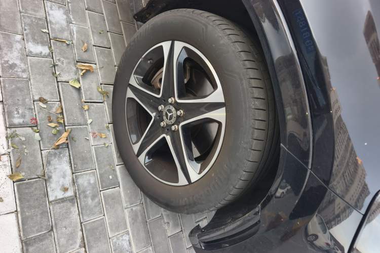 Used Mercedes-Benz GLE New Energy 2022 Restyled GLE 350 e 4MATIC Right Front Wheel Hub