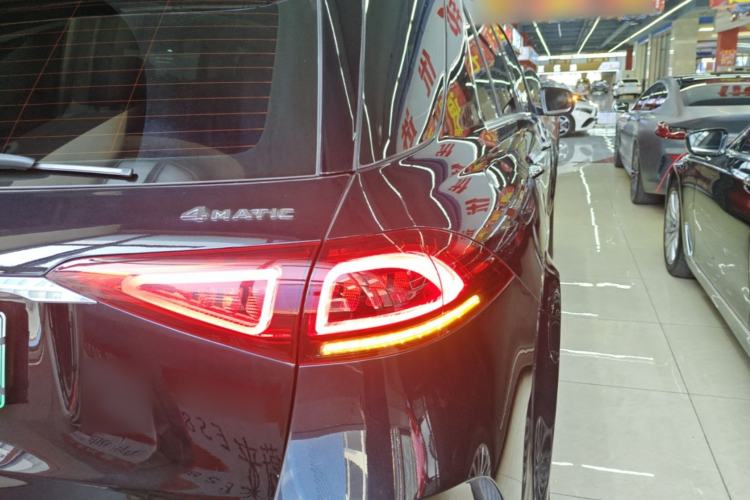 Used Mercedes-Benz GLE New Energy 2022 Restyled GLE 350 e 4MATIC Right Rear Taillight