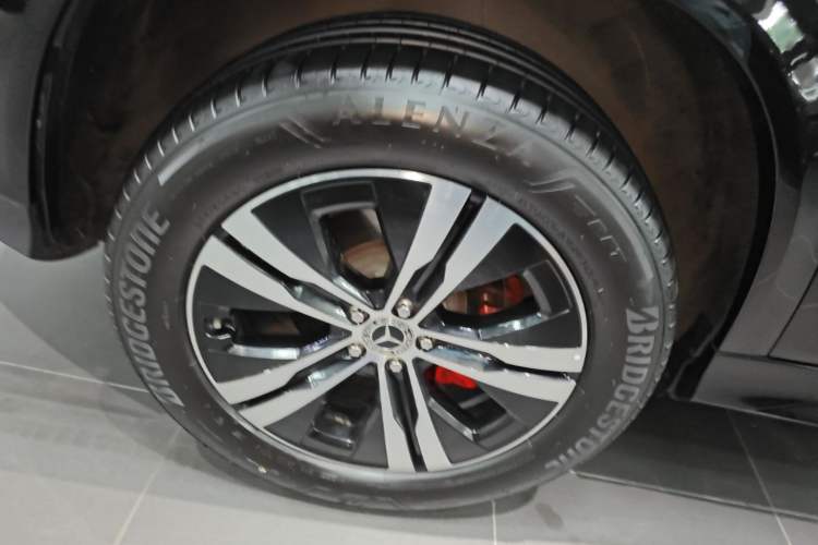 Used Mercedes-Benz GLE New Energy 2022 Restyled GLE 350 e 4MATIC Coupe SUV Right Rear Wheel Hub