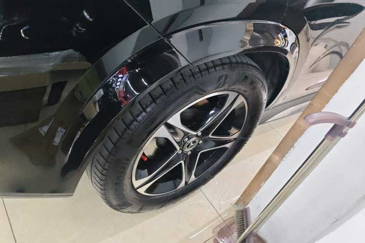 Used Mercedes-Benz GLE New Energy 2022 Restyled GLE 350 e 4MATIC Right Rear Wheel Hub