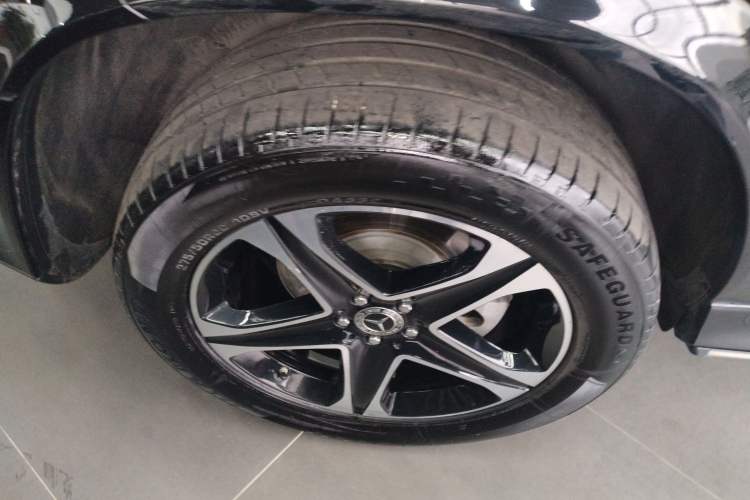 Used Mercedes-Benz GLE New Energy 2022 GLE 350 e 4MATIC Right Rear Wheel Hub