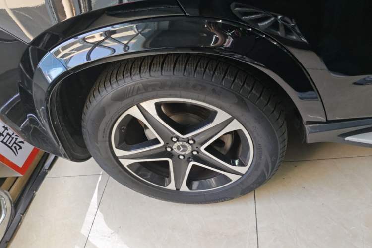 Used Mercedes-Benz GLE New Energy 2022 Restyled GLE 350 e 4MATIC Right Rear Wheel Hub