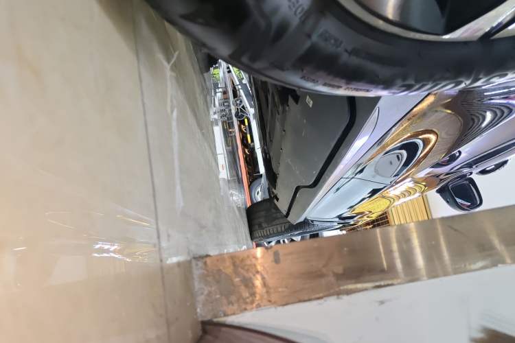 Used Mercedes-Benz GLE New Energy 2022 Restyled GLE 350 e 4MATIC Right Side Sill