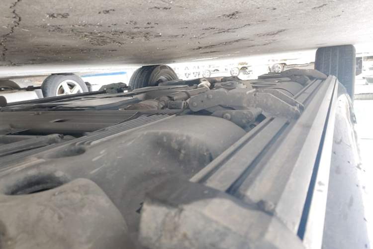 Used Mercedes-Benz GLE New Energy 2022 GLE 350 e 4MATIC Right Side Sill