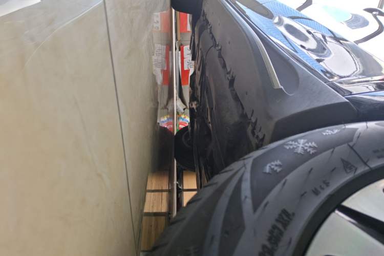 Used Mercedes-Benz GLE New Energy 2022 Restyled GLE 350 e 4MATIC Right Side Sill