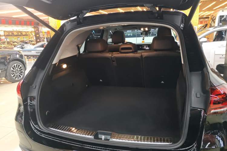 Used Mercedes-Benz GLE New Energy 2022 Restyled GLE 350 e 4MATIC Trunk
