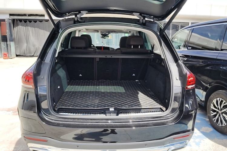 Used Mercedes-Benz GLE New Energy 2022 Restyled GLE 350 e 4MATIC Trunk