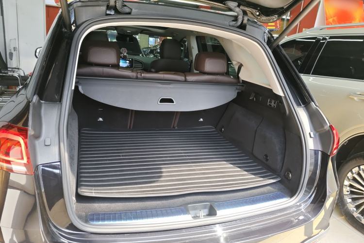 Used Mercedes-Benz GLE New Energy 2022 Restyled GLE 350 e 4MATIC Trunk