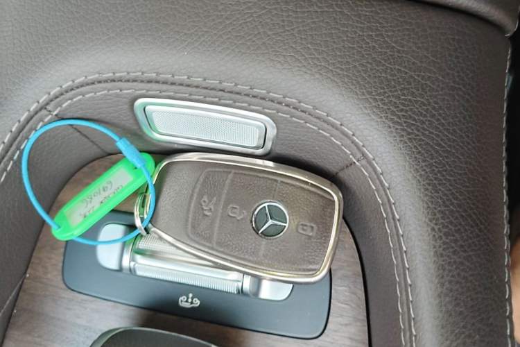 Used Mercedes-Benz GLE New Energy 2022 GLE 350 e 4MATIC Vehicle Key