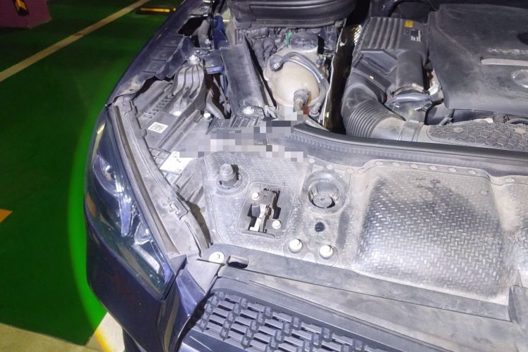 Used Mercedes-Benz GLE New Energy 2022 Restyled GLE 350 e 4MATIC Coupe SUV Engine Bay Right