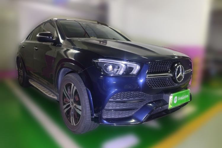 Used Mercedes-Benz GLE New Energy 2022 Restyled GLE 350 e 4MATIC Coupe SUV Front Right 45 Deg