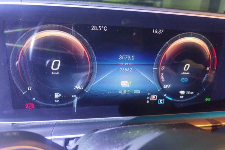 Used Mercedes-Benz GLE New Energy 2022 Restyled GLE 350 e 4MATIC Coupe SUV Odometer Close Up