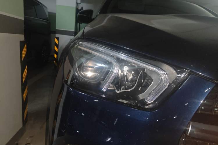 Used Mercedes-Benz GLE New Energy 2022 Restyled GLE 350 e 4MATIC Coupe SUV Right Front Headlight