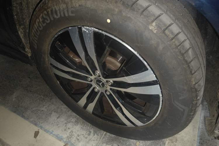 Used Mercedes-Benz GLE New Energy 2022 Restyled GLE 350 e 4MATIC Coupe SUV Right Front Wheel Hub