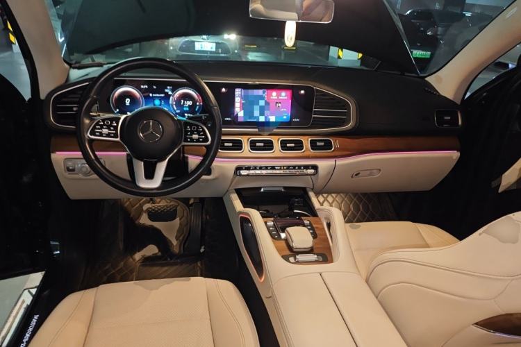 Used Mercedes-Benz GLE New Energy 2022 Restyled GLE 350 e 4MATIC Center Console