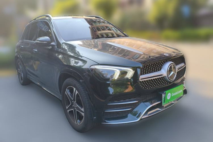 Used Mercedes-Benz GLE New Energy 2022 Restyled GLE 350 e 4MATIC Front Right 45 Deg