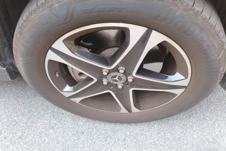 Used Mercedes-Benz GLE New Energy 2022 Restyled GLE 350 e 4MATIC Right Front Wheel Hub