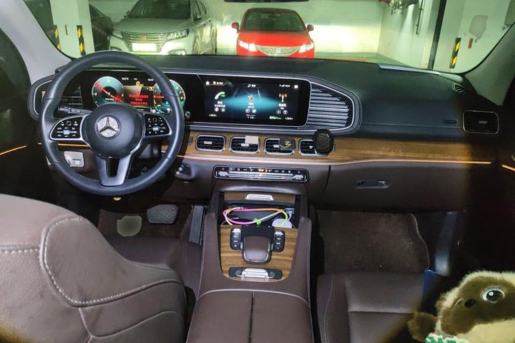 Used Mercedes-Benz GLE New Energy 2022 GLE 350 e 4MATIC Center Console