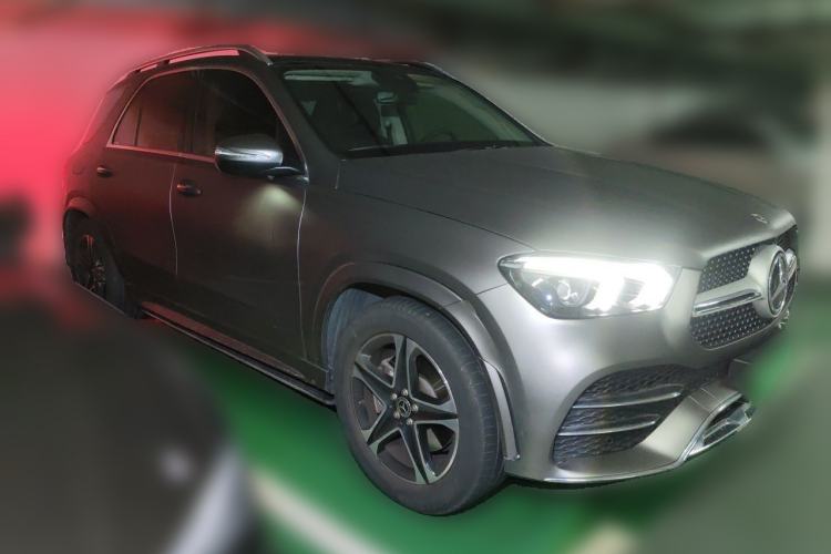Used Mercedes-Benz GLE New Energy 2022 GLE 350 e 4MATIC Front Right 45 Deg
