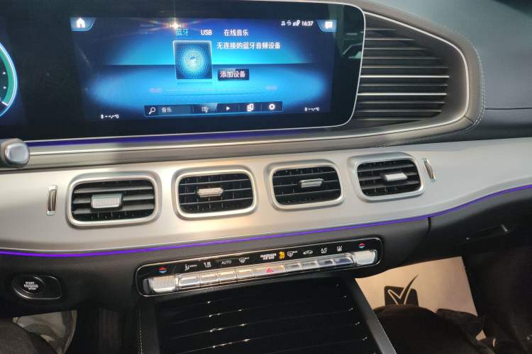 Used Mercedes-Benz GLE New Energy 2022 Restyled GLE 350 e 4MATIC Coupe SUV Audio And AC Panel