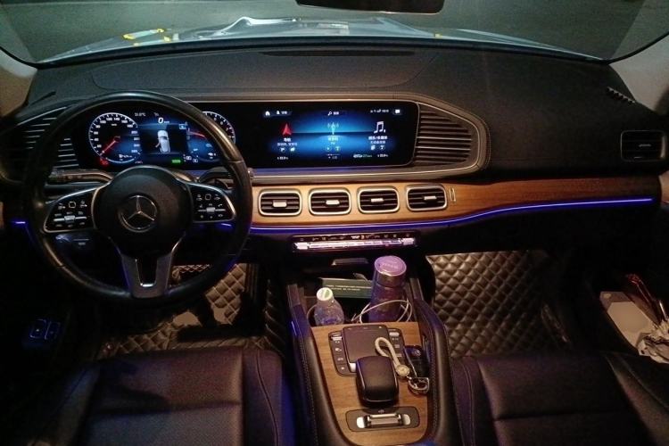 Used Mercedes-Benz GLE New Energy 2022 GLE 350 e 4MATIC Center Console