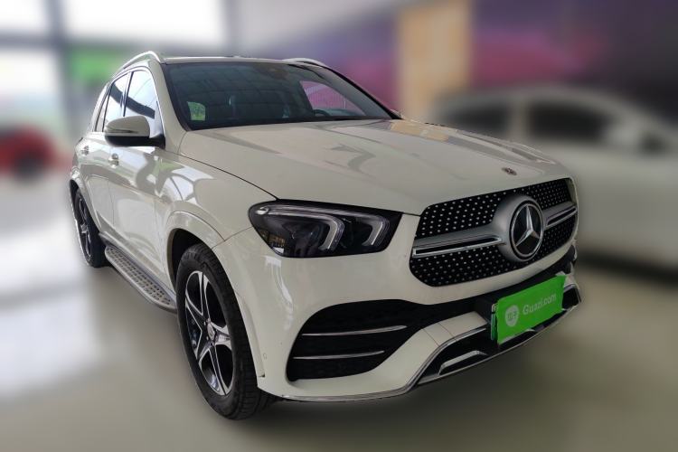 Used Mercedes-Benz GLE New Energy 2022 Restyled GLE 350 e 4MATIC Front Right 45 Deg