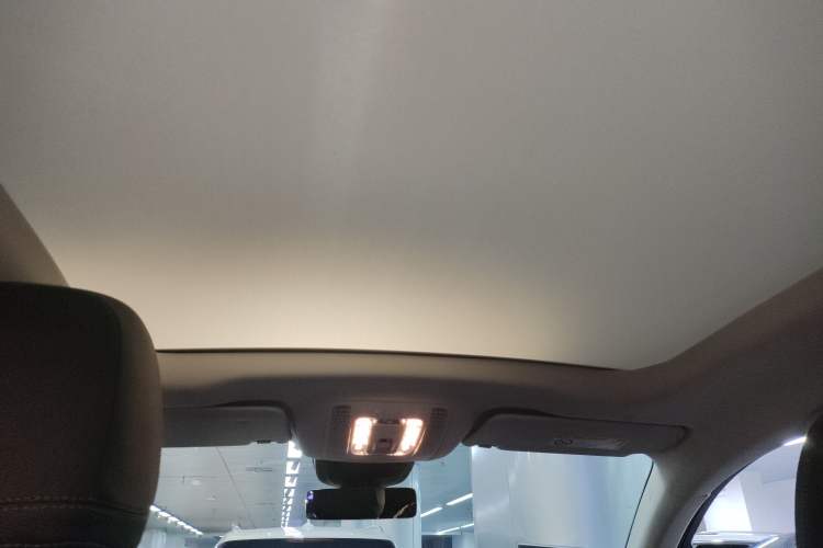Used Mercedes-Benz GLE New Energy 2022 Restyled GLE 350 e 4MATIC Coupe SUV Headliner