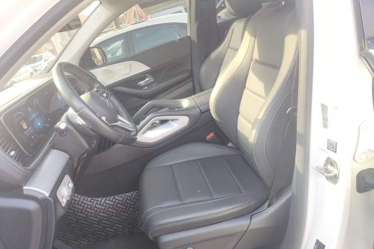 Used Mercedes-Benz GLE New Energy 2022 Restyled GLE 350 e 4MATIC Coupe SUV Left Front Seat