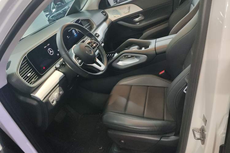 Used Mercedes-Benz GLE New Energy 2022 Restyled GLE 350 e 4MATIC Coupe SUV Left Front Seat