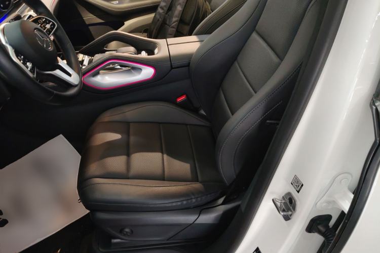 Used Mercedes-Benz GLE New Energy 2022 Restyled GLE 350 e 4MATIC Coupe SUV Left Front Seat