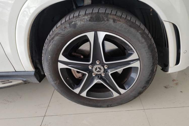 Used Mercedes-Benz GLE New Energy 2022 Restyled GLE 350 e 4MATIC Right Front Wheel Hub