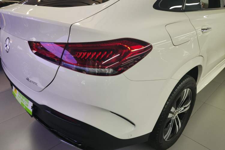 Used Mercedes-Benz GLE New Energy 2022 Restyled GLE 350 e 4MATIC Coupe SUV Right Rear Taillight