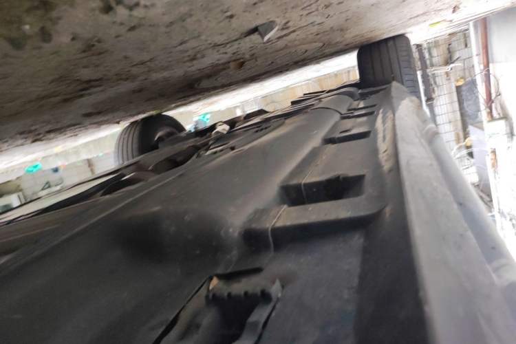 Used Mercedes-Benz GLE New Energy 2023 GLE 350 e 4MATIC Chassis Front Right