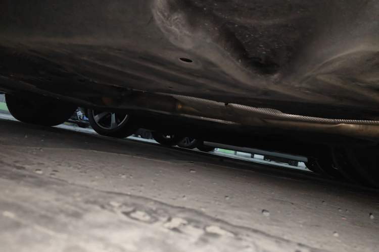 Used Mercedes-Benz GLE New Energy 2023 GLE 350 e 4MATIC Chassis Rear Left