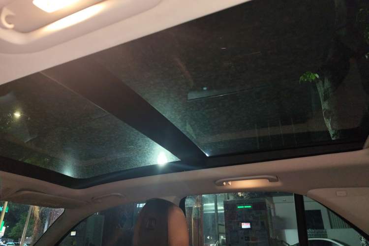 Used Mercedes-Benz GLE New Energy 2023 GLE 350 e 4MATIC Headliner