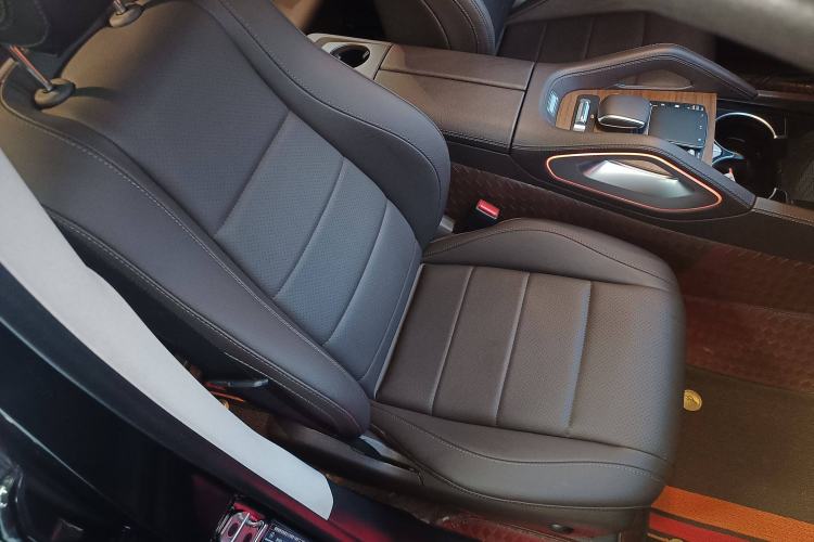 Used Mercedes-Benz GLE New Energy 2023 GLE 350 e 4MATIC Right Front Seat