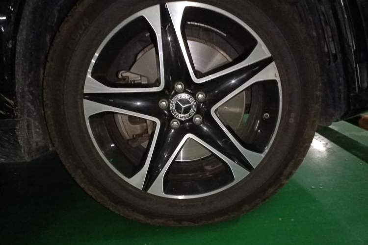 Used Mercedes-Benz GLE New Energy 2023 GLE 350 e 4MATIC Right Front Wheel Hub