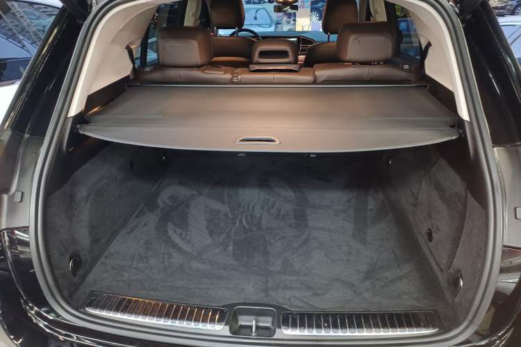 Used Mercedes-Benz GLE New Energy 2023 GLE 350 e 4MATIC Trunk