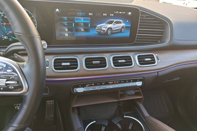 Used Mercedes-Benz GLE New Energy 2023 GLE 350 e 4MATIC Audio And AC Panel